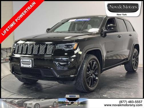 2022 Jeep Grand Cherokee Laredo
