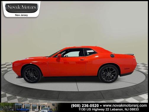 Go Mango 2022 Dodge Challenger GT
