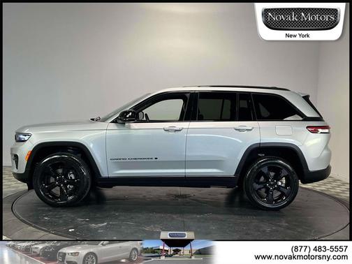 2023 Jeep Grand Cherokee Altitude
