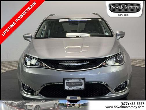 2020 Chrysler Pacifica Touring L