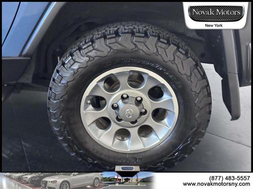 2011 Toyota FJ Cruiser Base