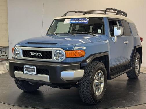 2011 Toyota FJ Cruiser Base