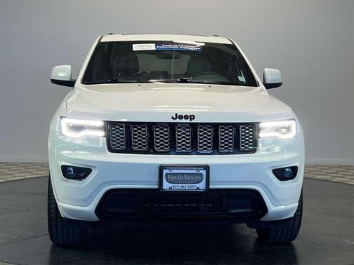 2022 Jeep Grand Cherokee Laredo