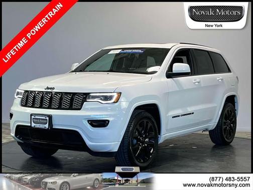 2022 Jeep Grand Cherokee Laredo