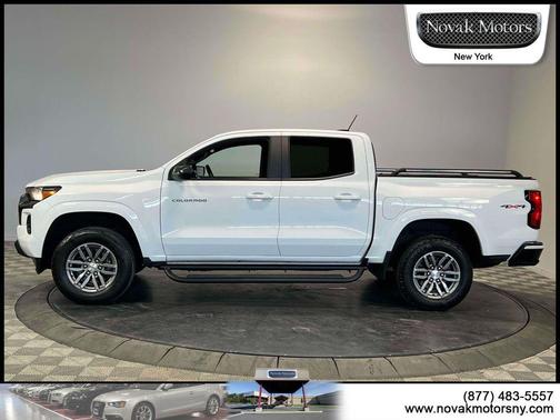 Summit White 2023 Chevrolet Colorado LT