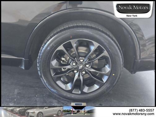 DB Black Crystal Clearcoat 2022 Dodge Durango GT Plus