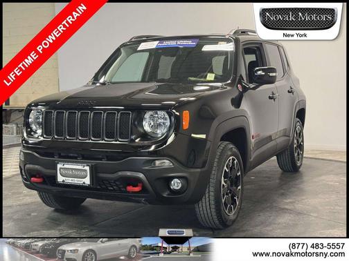 2023 Jeep Renegade Trailhawk