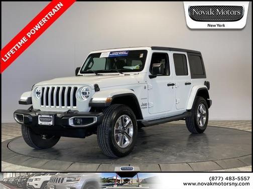 Photo 4 of 32 of 2018 Jeep Wrangler Unlimited Sahara
