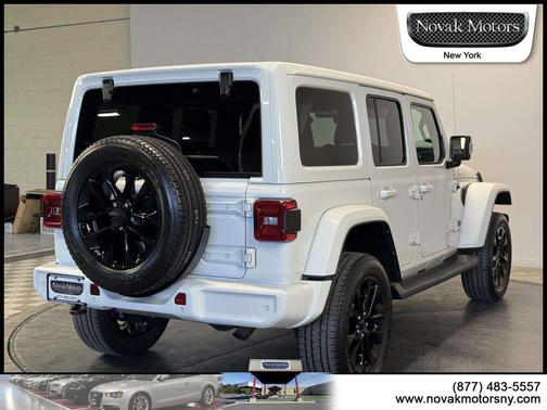 Bright White Clearcoat 2022 Jeep Wrangler Unlimited Sahara