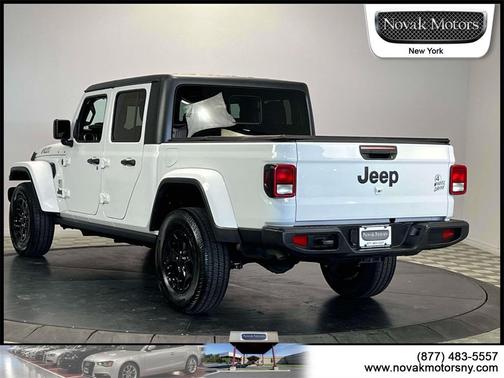 2021 Jeep Gladiator Willys