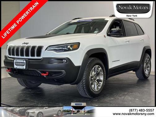 2022 Jeep Cherokee Trailhawk