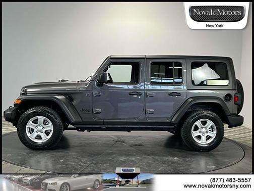 2022 Jeep Wrangler Unlimited Sport