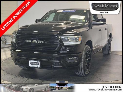 Diamond Black Crystal Pearlcoat 2023 RAM 1500 Laramie