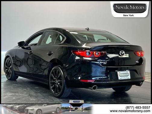 2022 Mazda Mazda3 AWD w/Premium Package