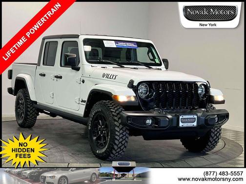 2022 Jeep Gladiator Willys