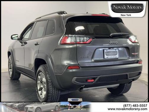 2022 Jeep Cherokee Trailhawk