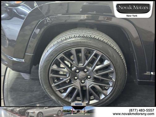 Diamond Black Crystal Pearlcoat 2023 Jeep Compass (Red) Edition