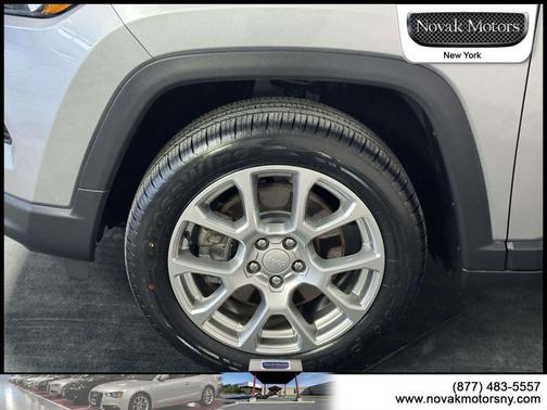 Billet Silver Metallic Clearcoat 2023 Jeep Compass Latitude Lux