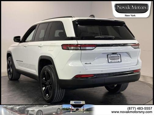 2022 Jeep Grand Cherokee Altitude
