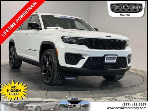 2022 Jeep Grand Cherokee Altitude