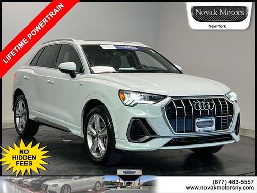 2022 Audi Q3 Premium Plus