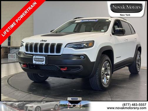 2022 Jeep Cherokee Trailhawk