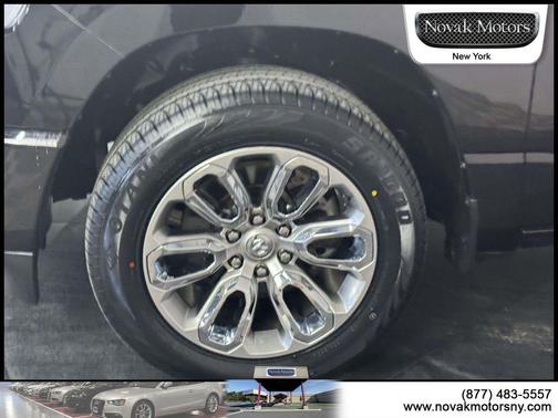 Diamond Black Crystal Pearlcoat 2023 RAM 1500 Laramie