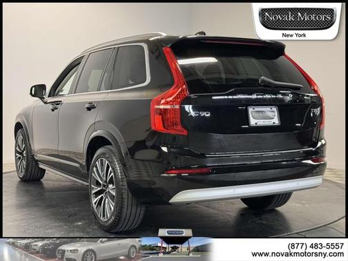 2022 Volvo XC90 T5 Momentum