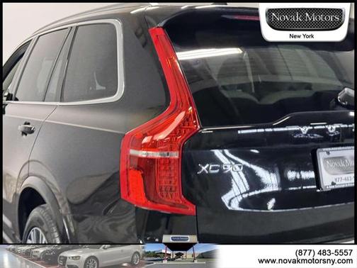 2022 Volvo XC90 T5 Momentum
