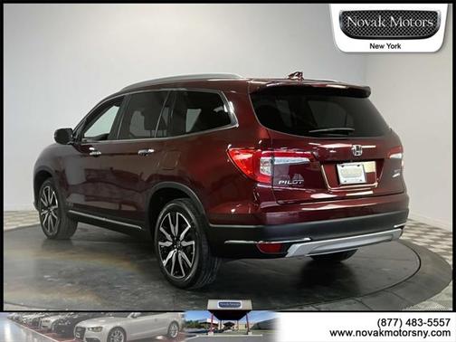 2022 Honda Pilot Touring 8-Passenger