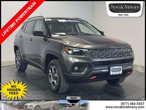Granite Crystal Metallic Clearcoat 2022 Jeep Compass Trailhawk