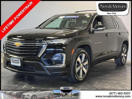 2023 Chevrolet Traverse LT Leather