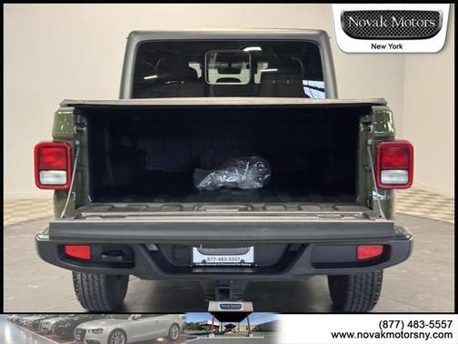 2022 Jeep Gladiator Sport S