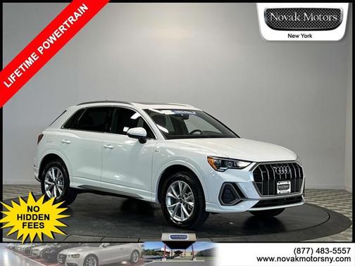 2022 Audi Q3 Premium