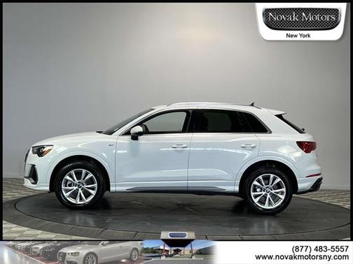 2022 Audi Q3 Premium