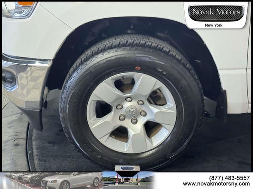 Bright White Clearcoat 2023 RAM 1500 Big Horn/Lone Star