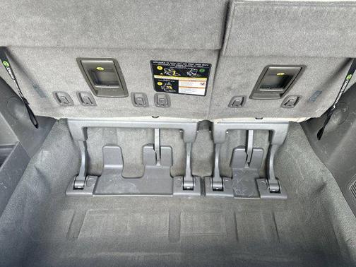 2020 Toyota Sienna LE