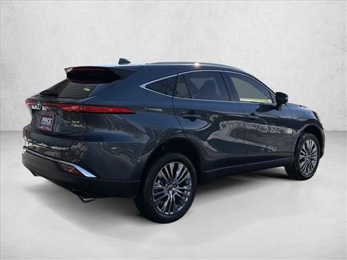 2022 Toyota Venza XLE