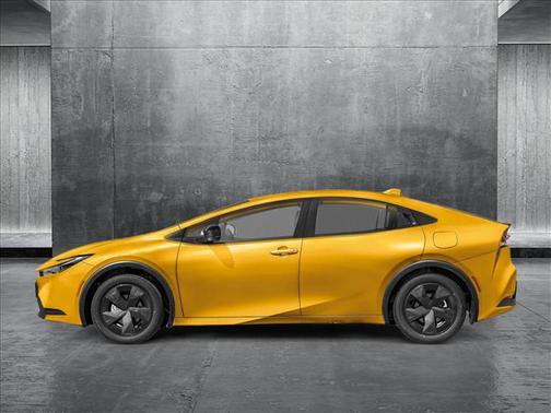 2025 Toyota Prius L
