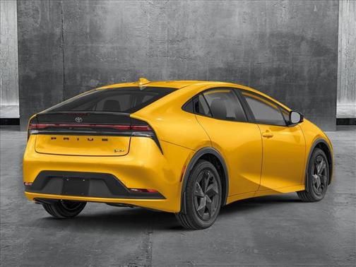 2025 Toyota Prius L