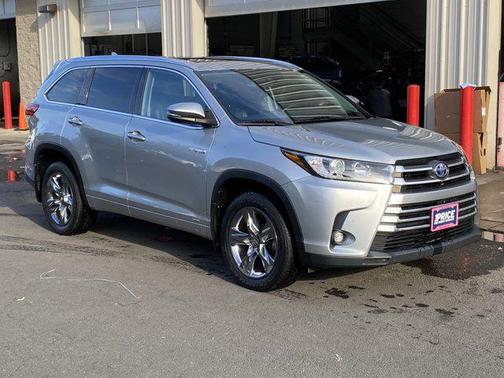 2019 Toyota Highlander Hybrid Platinum