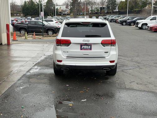 2018 Jeep Grand Cherokee Summit