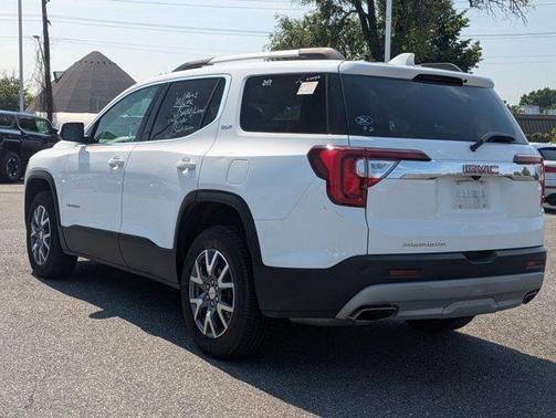 2023 GMC Acadia FWD SLT