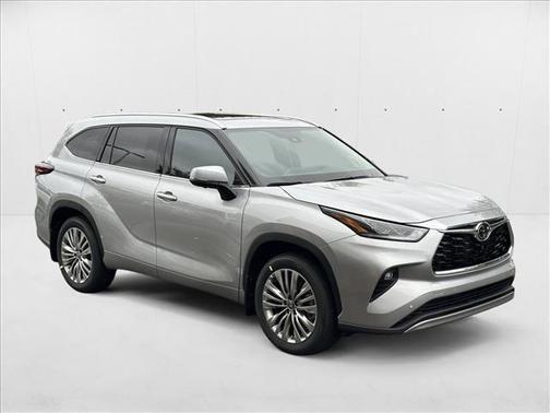 2025 Toyota Highlander Platinum
