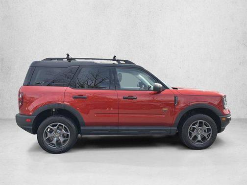 Hot Pepper Red Tinted Clearcoat 2022 Ford Bronco Sport Badlands