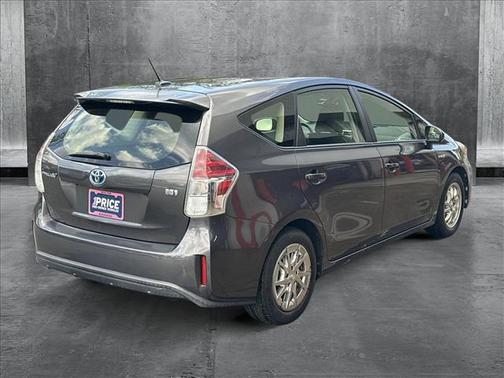 2015 Toyota Prius v Four
