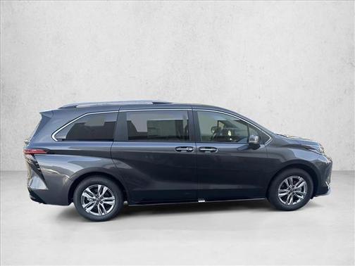 2025 Toyota Sienna Limited 7-Passenger