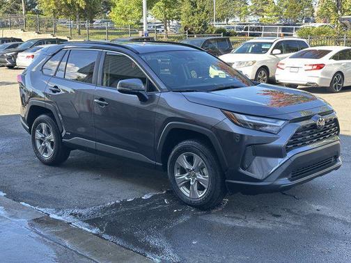 2025 Toyota RAV4 Hybrid XLE
