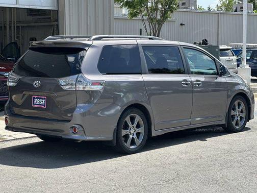 2016 Toyota Sienna SE Premium