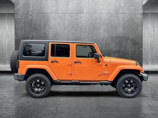 2013 Jeep Wrangler Unlimited Sahara